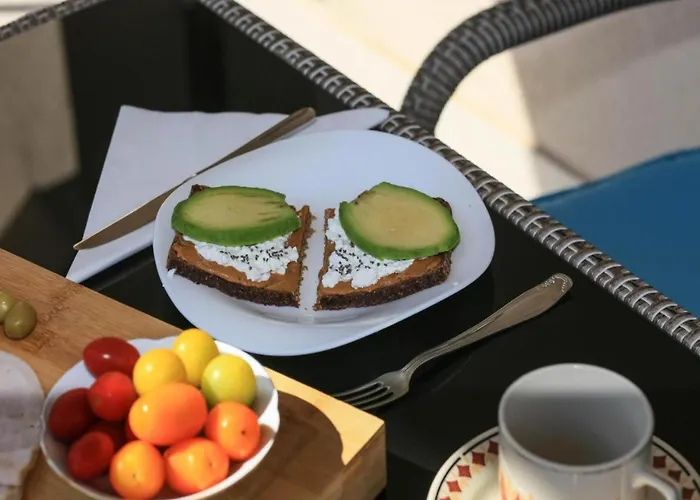 Modern With Balcony And Garden Appartement *